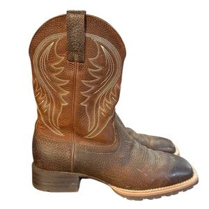 ARIAT HYBRID RANCHER DISTRESSED BROAD SQUARE TOE MENS SZ 7 WOMENS SZ 8.5/9